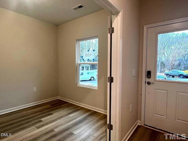 Building Photo - 7142 Stratified Ct