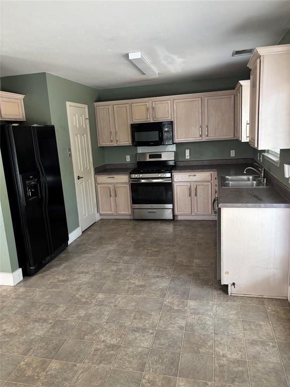 Building Photo - 3216 Port Anne Way