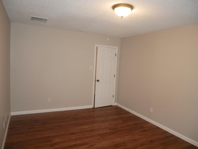 Building Photo - 4651 Addington Dr