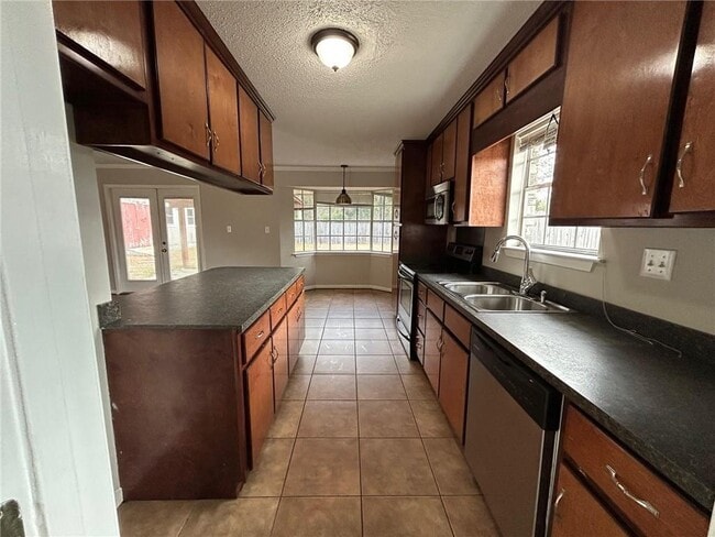 Building Photo - 5710 5th St