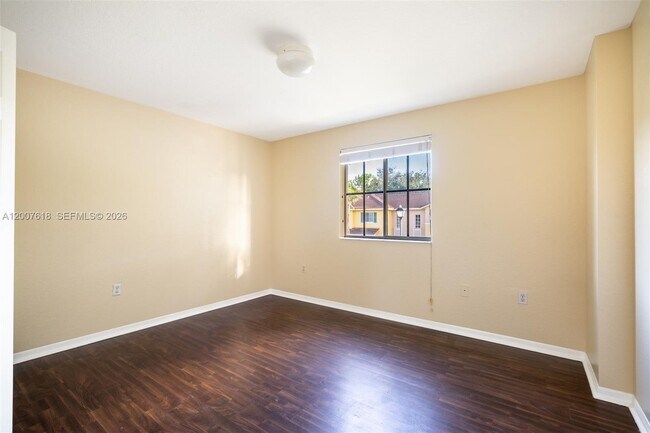 Building Photo - 6051 SW 19th Pl