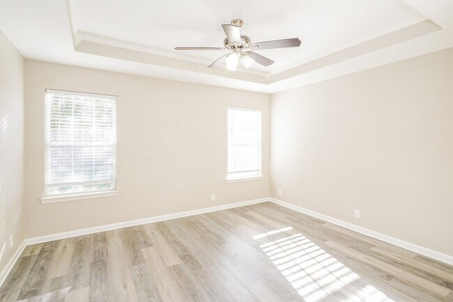 Building Photo - 849 Lavergne Ln