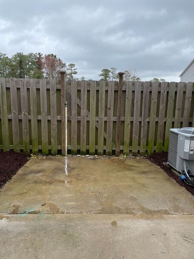 Building Photo - 4339 Eleuthera Ln