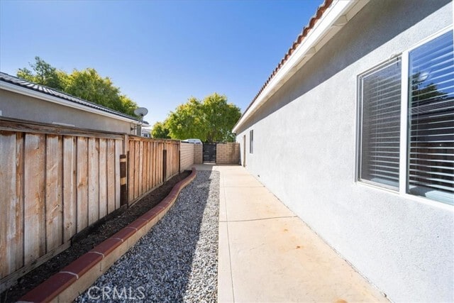 Building Photo - 2564 Wallace Ct