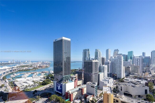 Building Photo - 159 NE 6th St