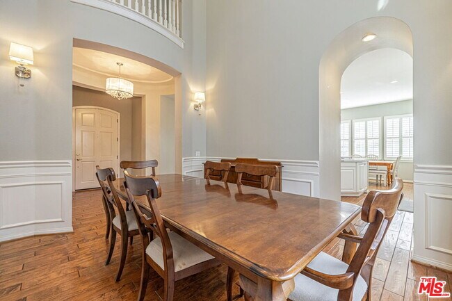 Building Photo - 23810 Bayview Ct