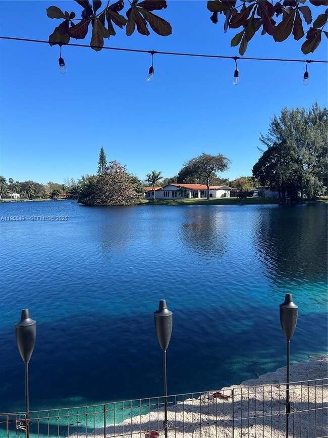 Building Photo - 6484 Miami Lakes Dr