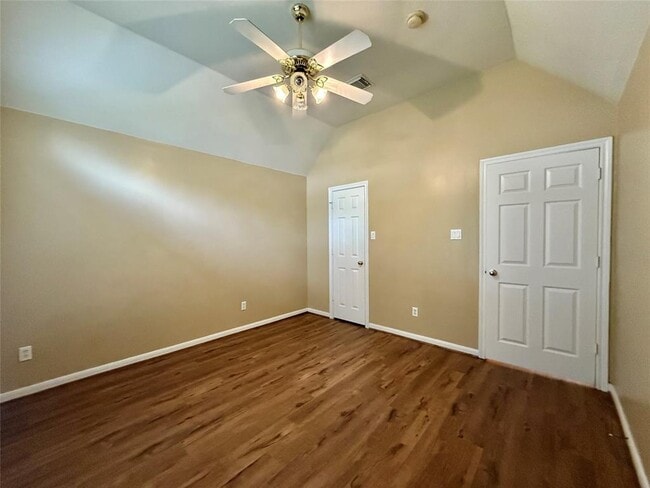 Building Photo - 11115 Creekline Green Ct