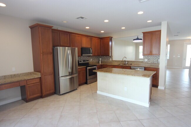 Building Photo - 1165 Islamorada Dr