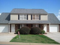 Building Photo - "3-Bed Duplex with 2 Full Baths at 209-A Springfield Circle, Easley!"