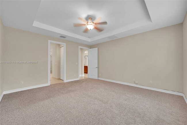 Building Photo - 9365 Solstice Cir