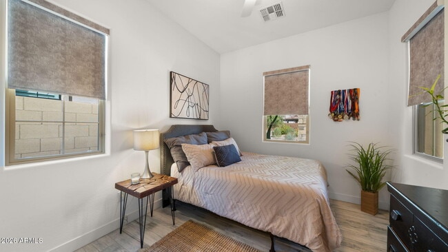 Building Photo - 21514 N 58th St