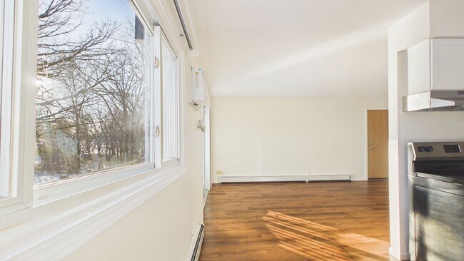 Building Photo - 10213 W 34th St