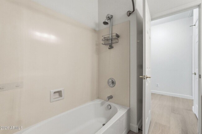 Building Photo - 39518 N White Tail Ln