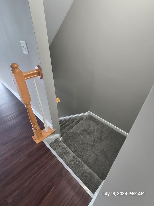 Building Photo - 3 Bedroom Townhouse for Rent in Waynesboro!