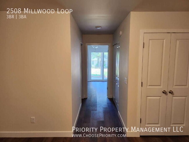 Building Photo - 2508 Millwood Loop