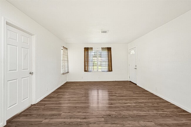 Building Photo - 3626 Yosemite St