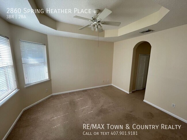 Building Photo - 2860 Spring Heather Pl