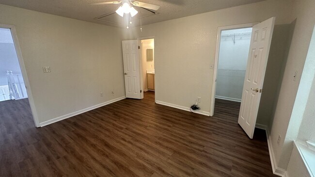 Building Photo - 3480 Daylily Ln