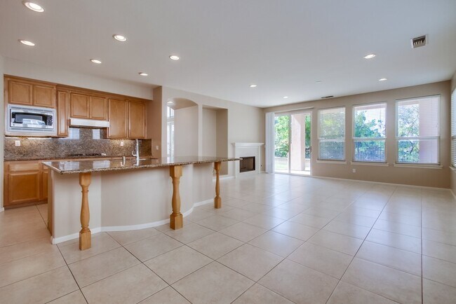 Building Photo - 3987 Via Cangrejo