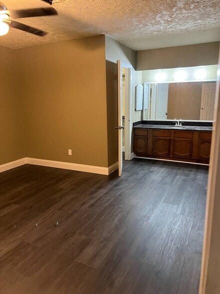 Building Photo - 8306 Windy Creek Dr