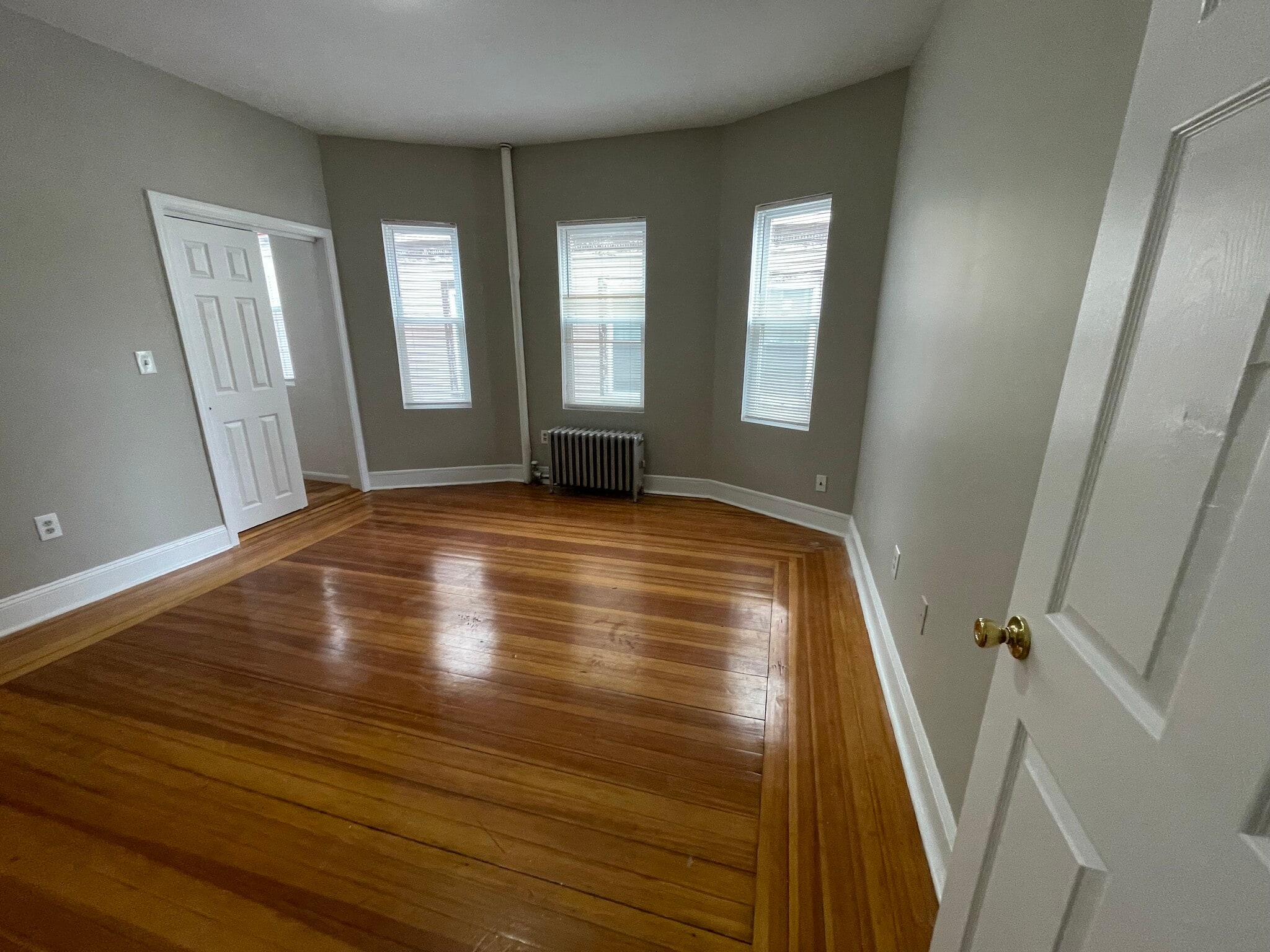 Building Photo - 46 Wildwood St