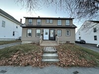 Building Photo - 178 Birch St