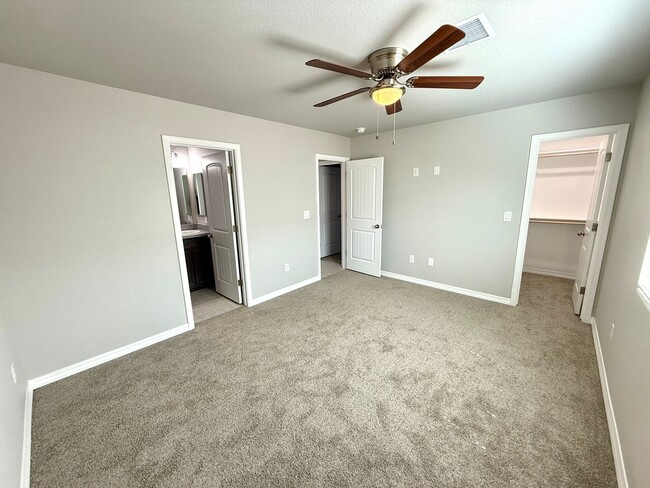 Building Photo - Newly Built 3-Bedroom, 2-Bath Home in a Prime Location Near Hospital & Shopping!