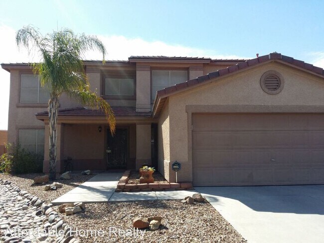 Building Photo - Immaculate 4 BR/ 2.5 Bath  w/ a Pool and Hot Tub in Rita Ranch!