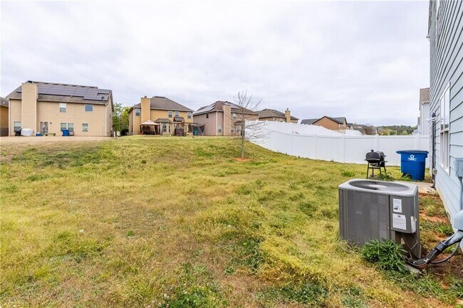 Building Photo - 360 Paulownia Cir