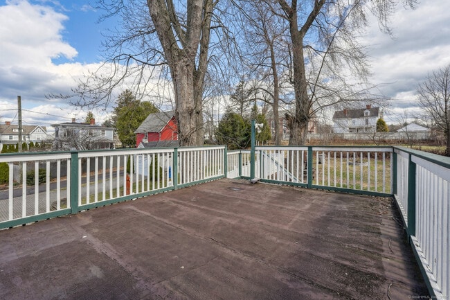 Building Photo - 34 Spring St