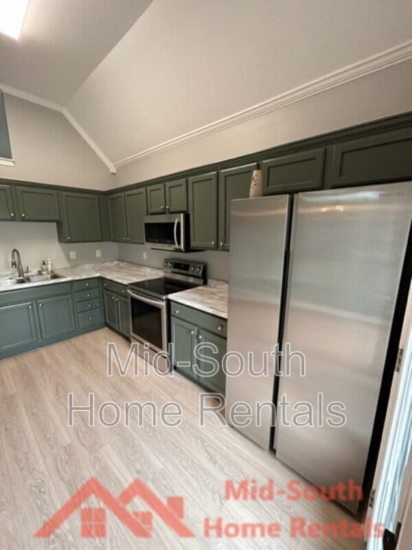 Building Photo - 434 N Ericson Rd