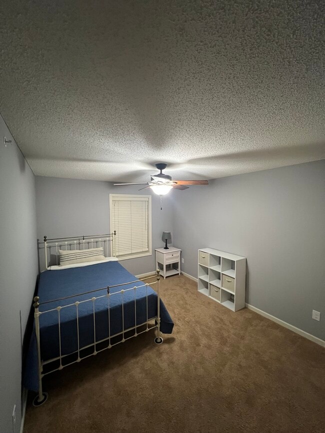 Building Photo - 3582 White Pine Way