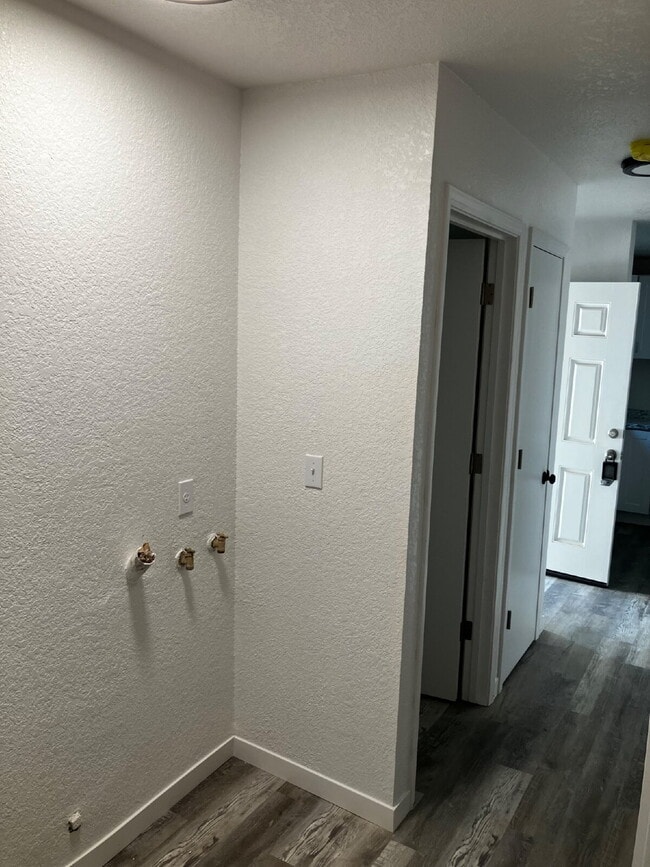 Building Photo - Newly Remodeled Home for Lease 412 N Stree...