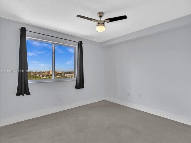 Building Photo - 816 NW 11th St