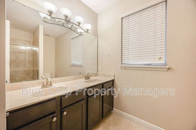 Building Photo - 8477 Greider Way