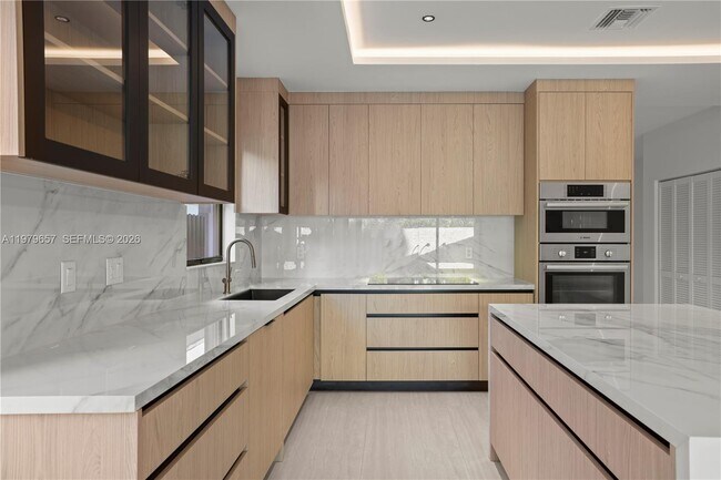 Building Photo - 3187 SW 23rd St