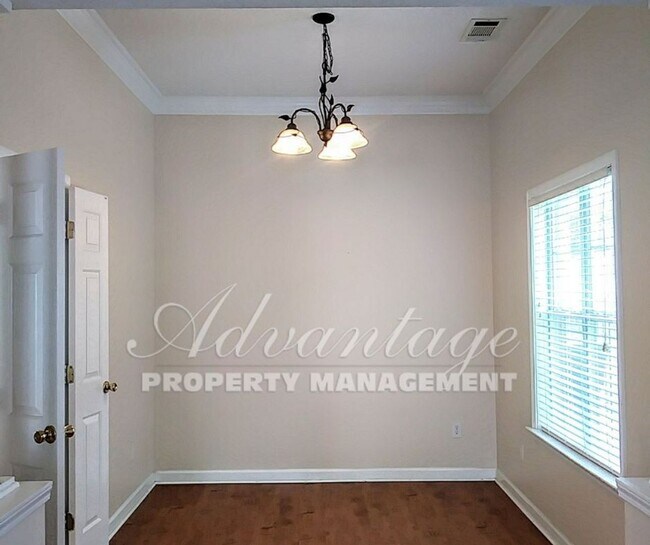 Building Photo - Very Nice Newly Renovated Home in Cordova