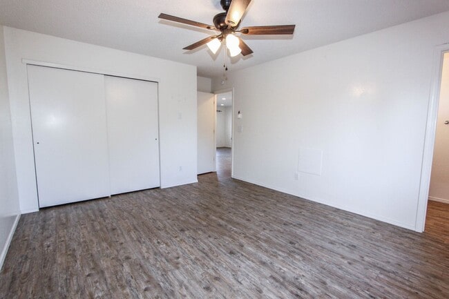 Building Photo - 7159 E Silverlode Dr