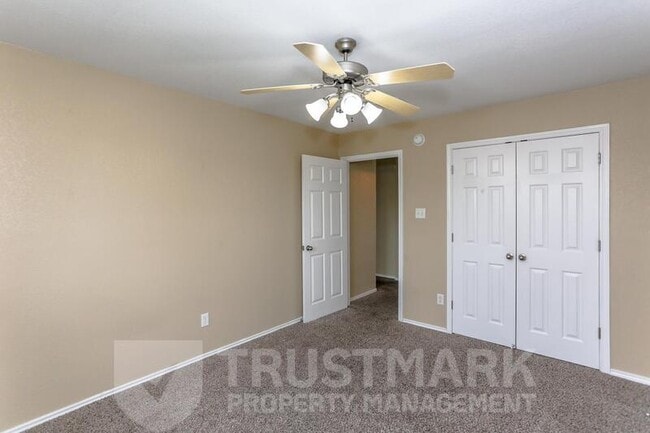 Building Photo - 5406 Shawn Dr