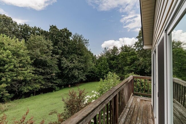 Building Photo - 2603 Hog Mountain Rd