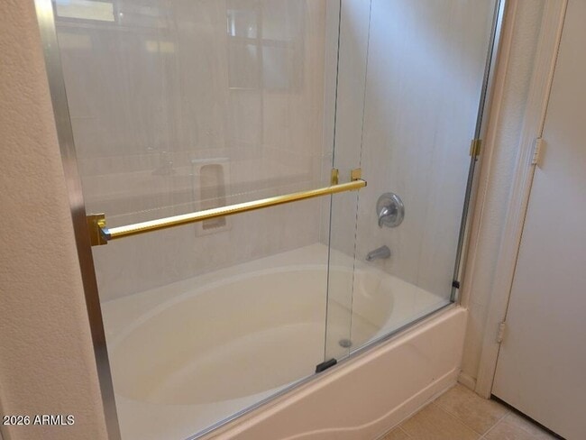 Building Photo - 16536 W Moreland St