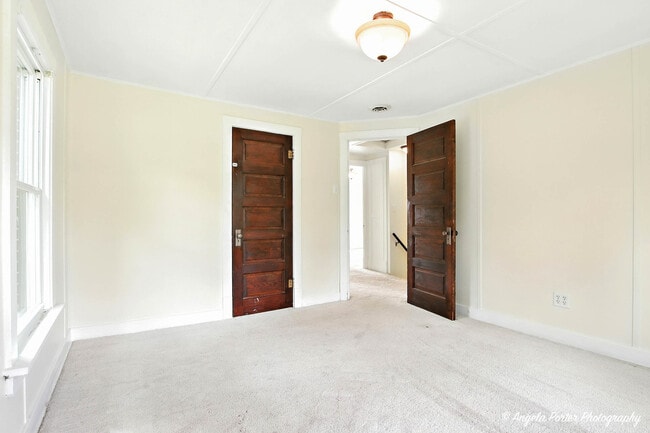 Building Photo - 41028 N Ridge Cir