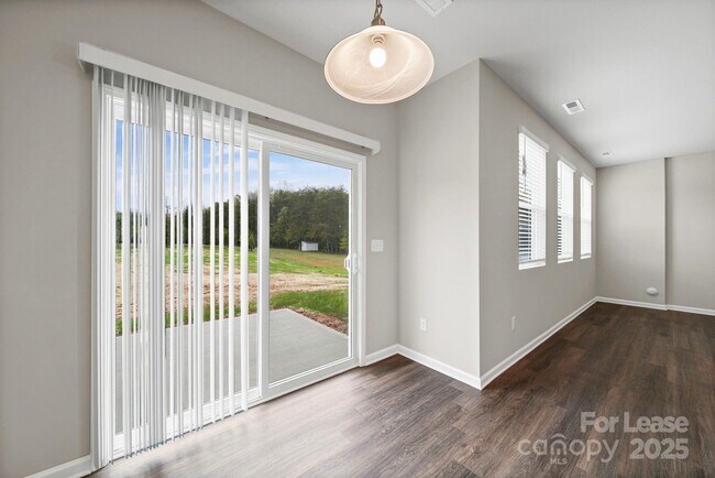 Building Photo - 133 Pumice Dr