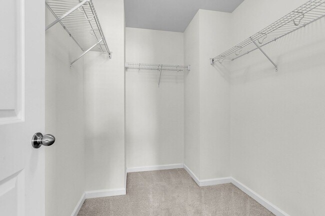 Building Photo - Spacious Summerville Home Near Historic Downtown