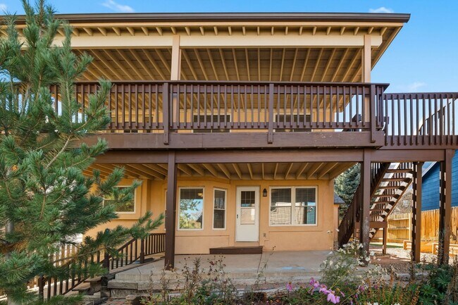 Building Photo - remodeled 3 bedroom Oak Vally Ranch Home