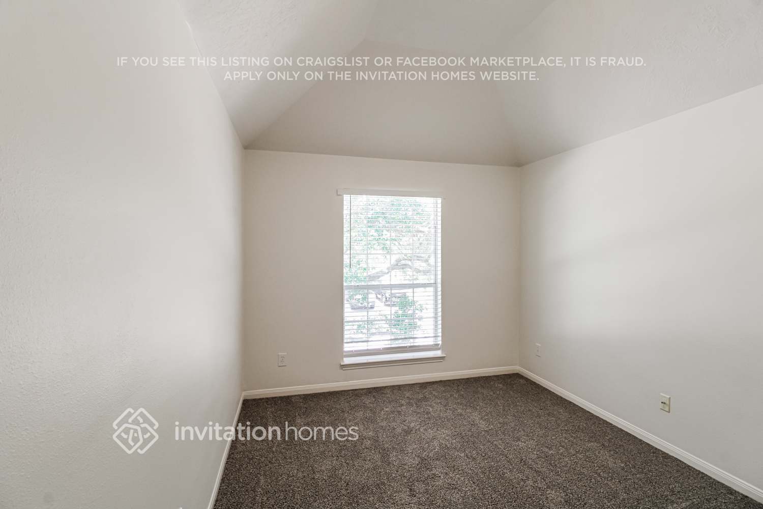 Building Photo - 60 Atascadero Dr