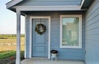 Building Photo - 764 Horsetail Ln