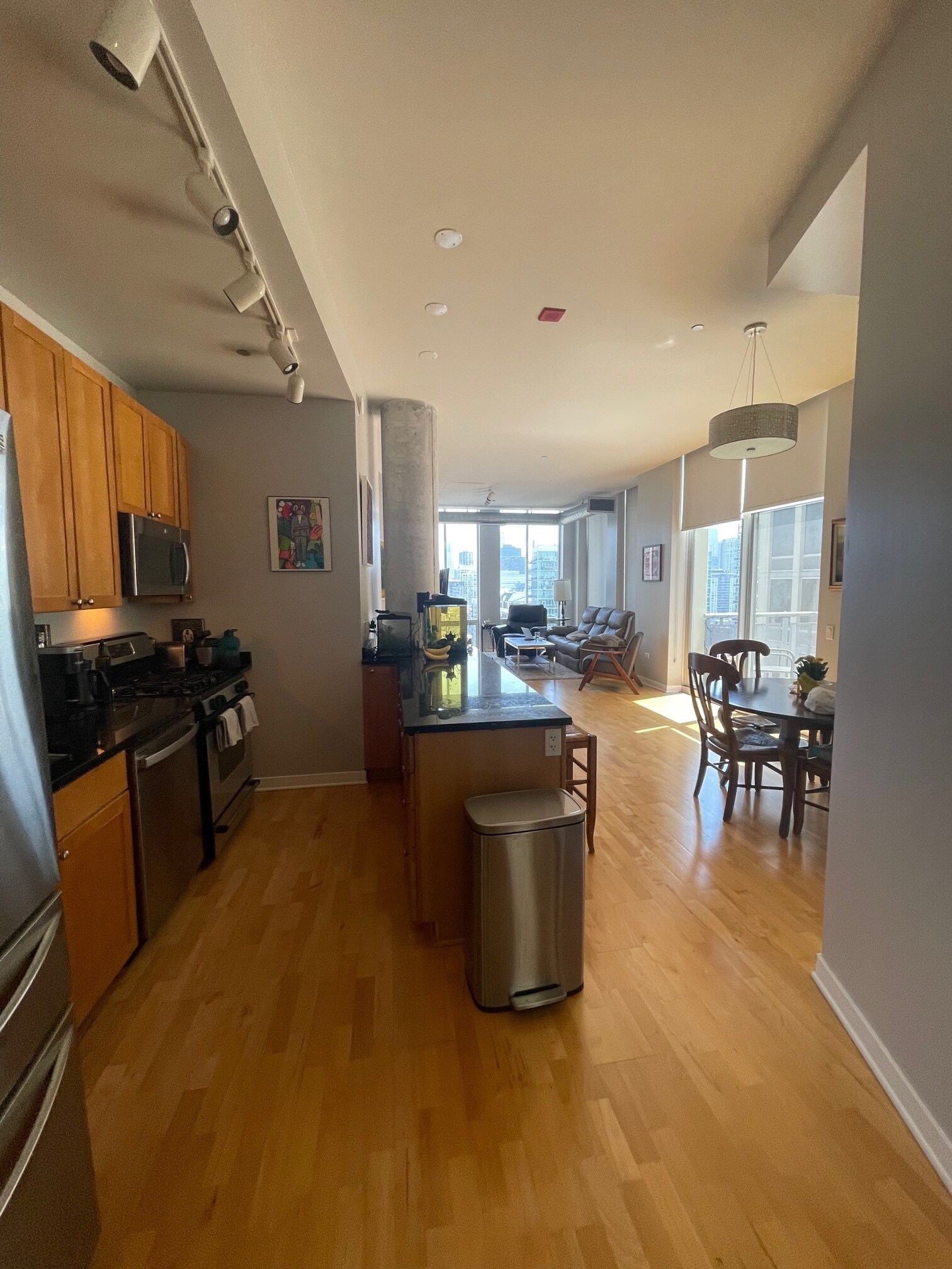 Kitchen - 720 N Larrabee St Unit 1707