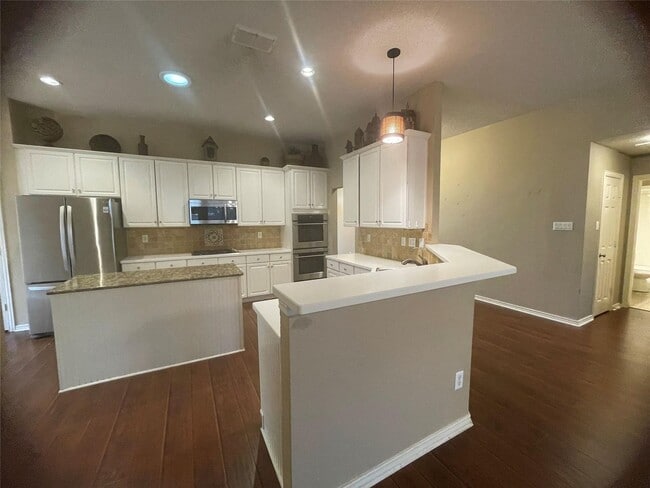 Building Photo - 9506 Windy Hollow Dr